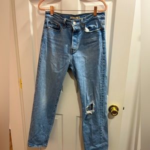 Levi’s Wedgie Straight